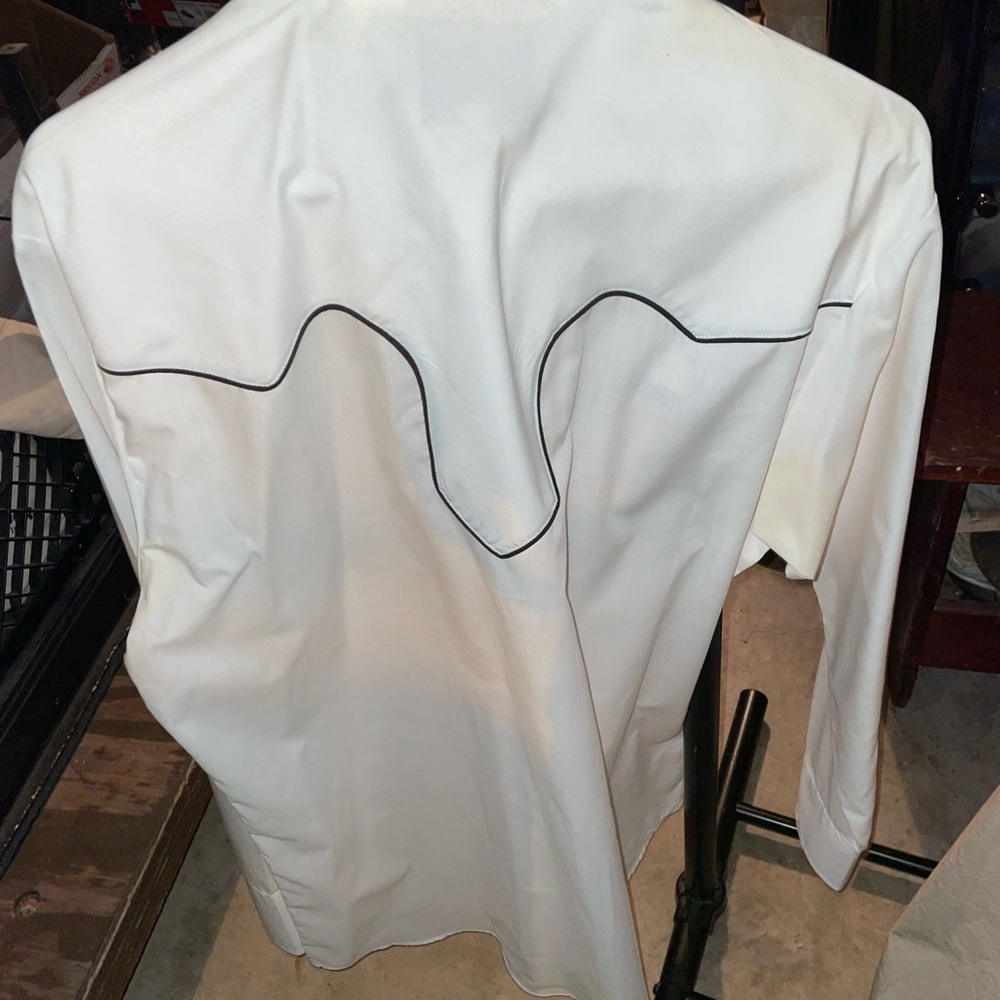 Plains white pearl snap
